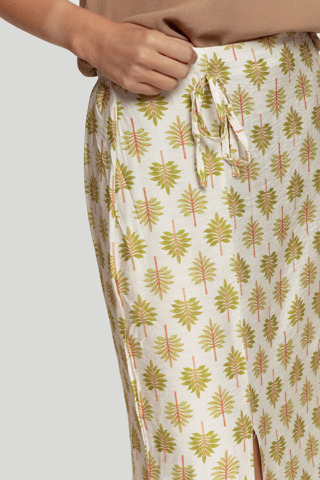 FALDA RAMAS BEIGE