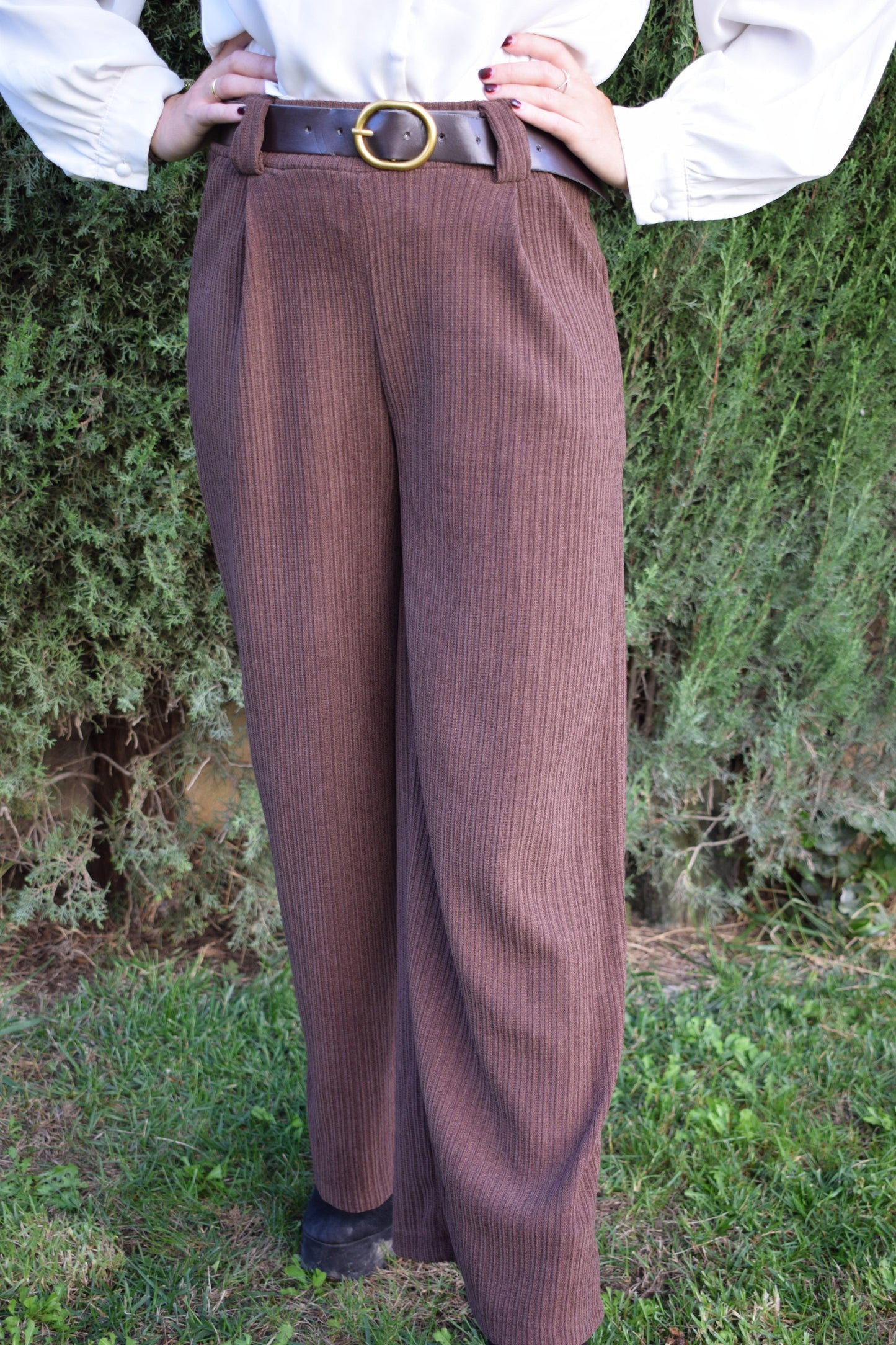 PANTALÓN DE PANA MARRÓN