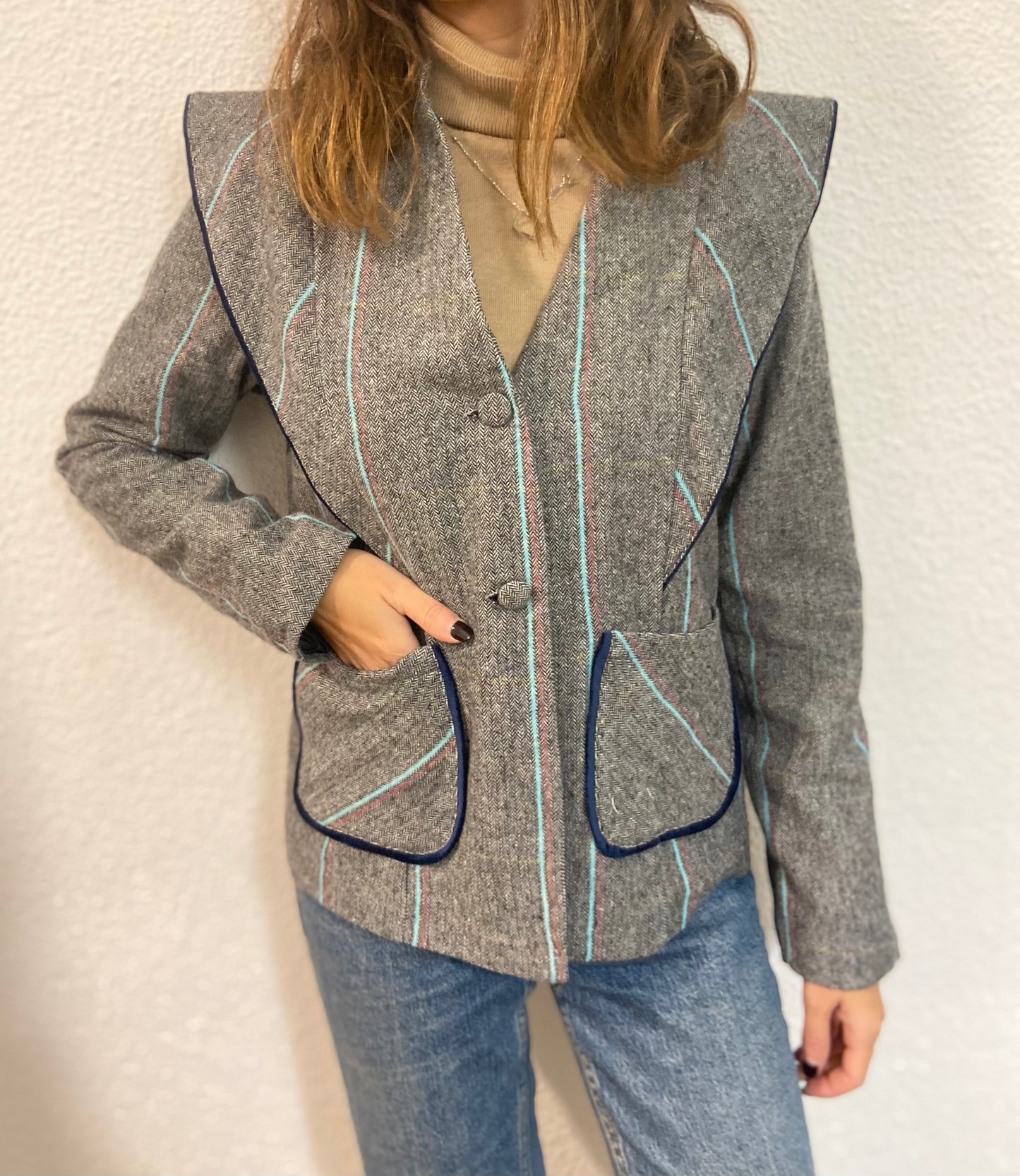 CHAQUETA ENCINAR GRIS