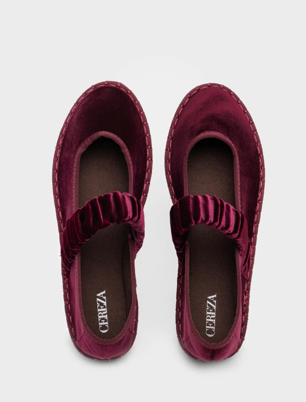 MERCEDITAS VELVET WINE