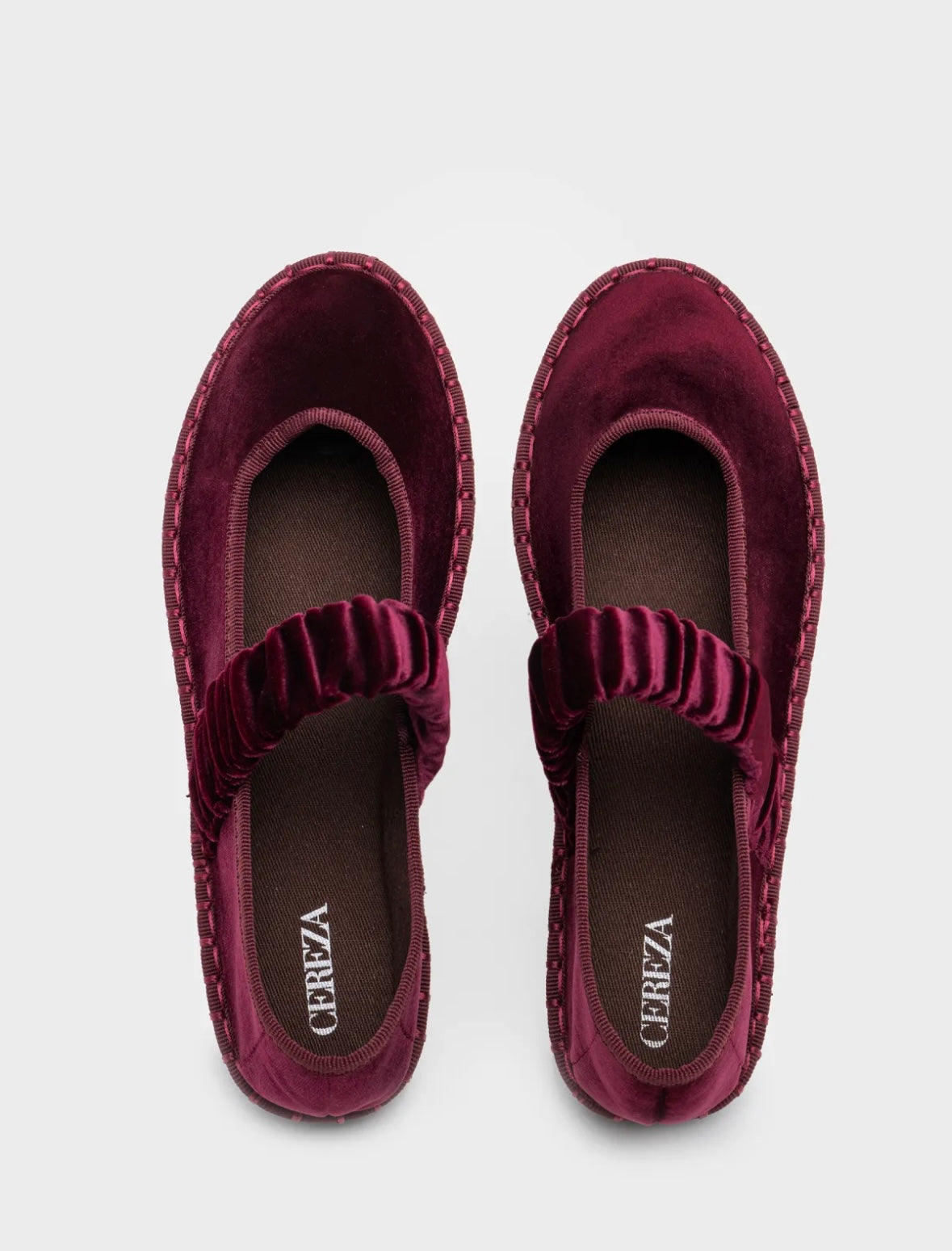 MERCEDITAS VELVET WINE