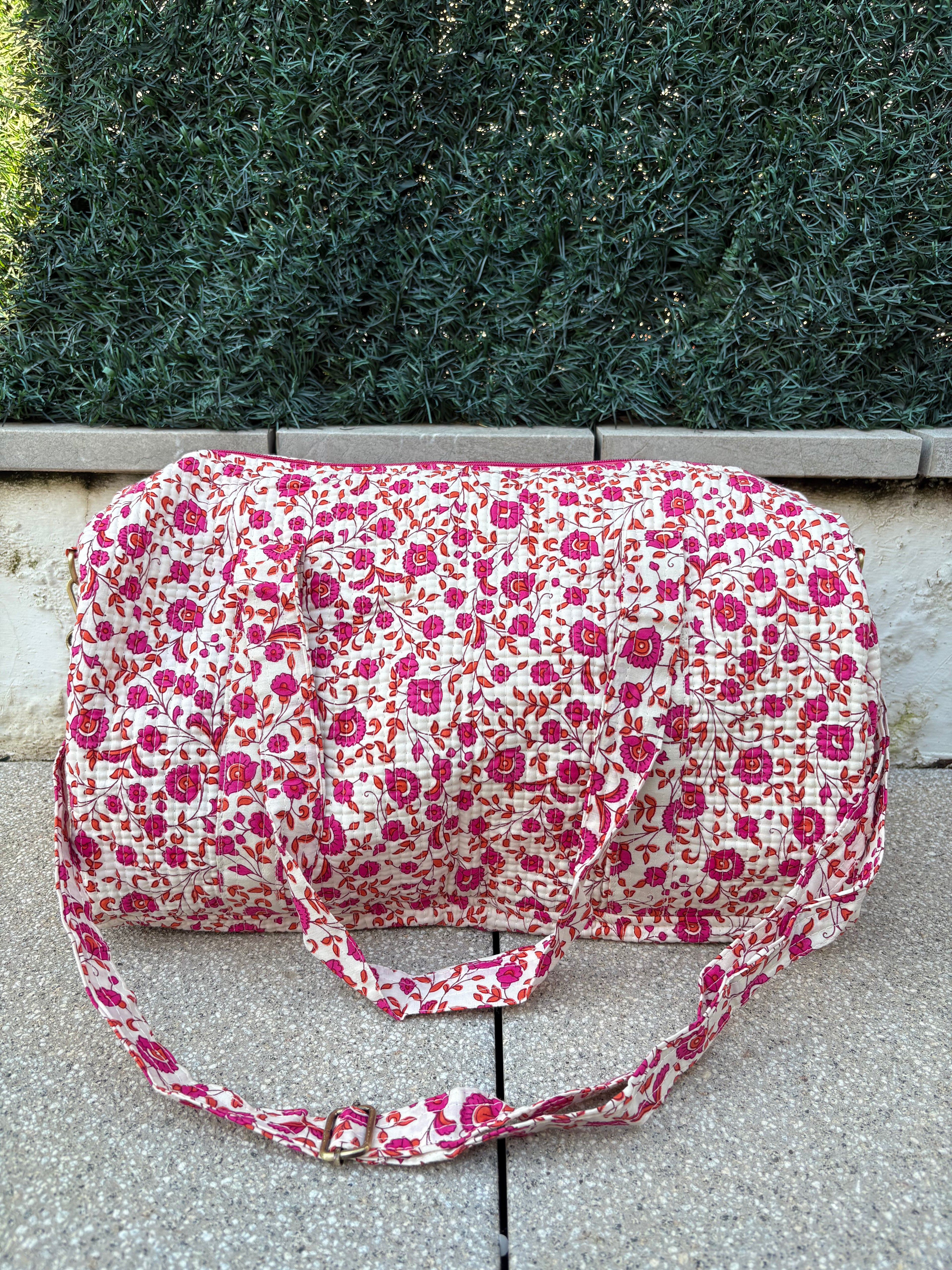 BOLSA VIAJE FLORAL BLANCA