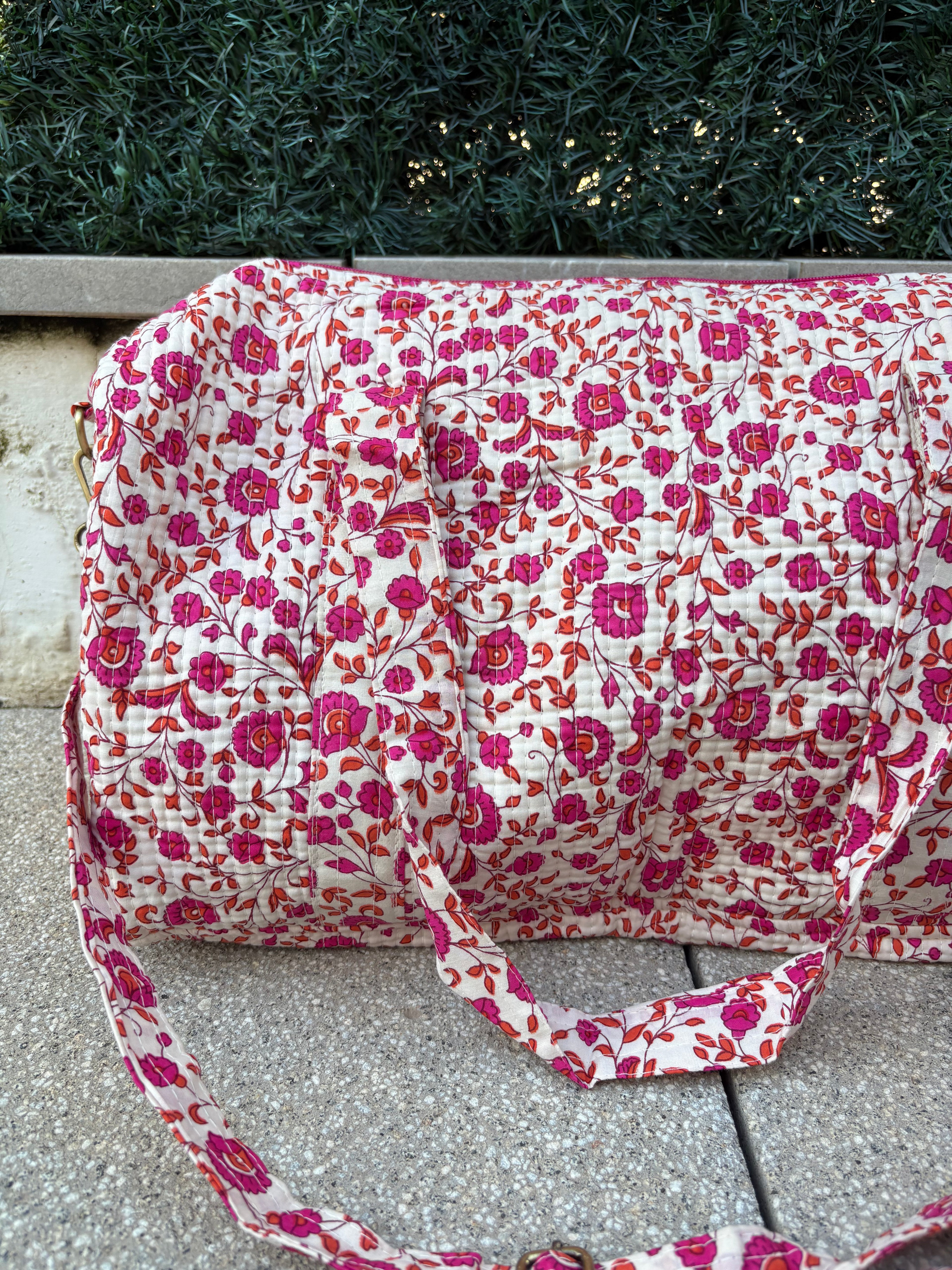 BOLSA VIAJE FLORAL BLANCA