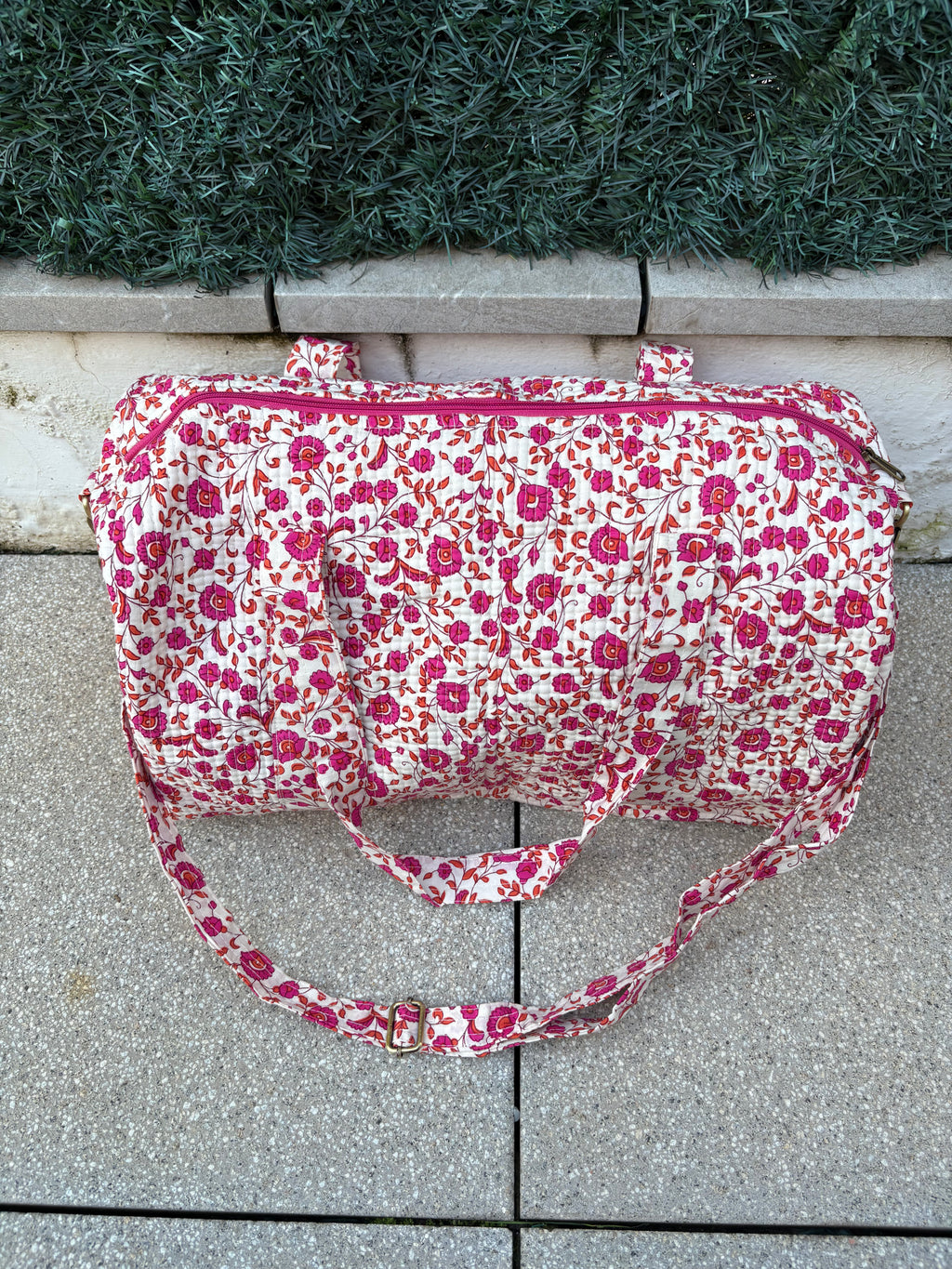 BOLSA VIAJE FLORAL BLANCA