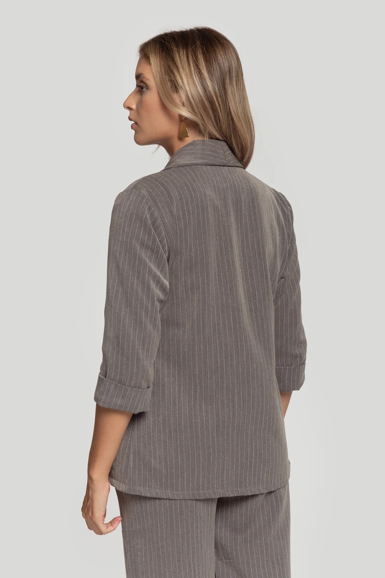 CHAQUETA RAYA DIPLOMÁTICA