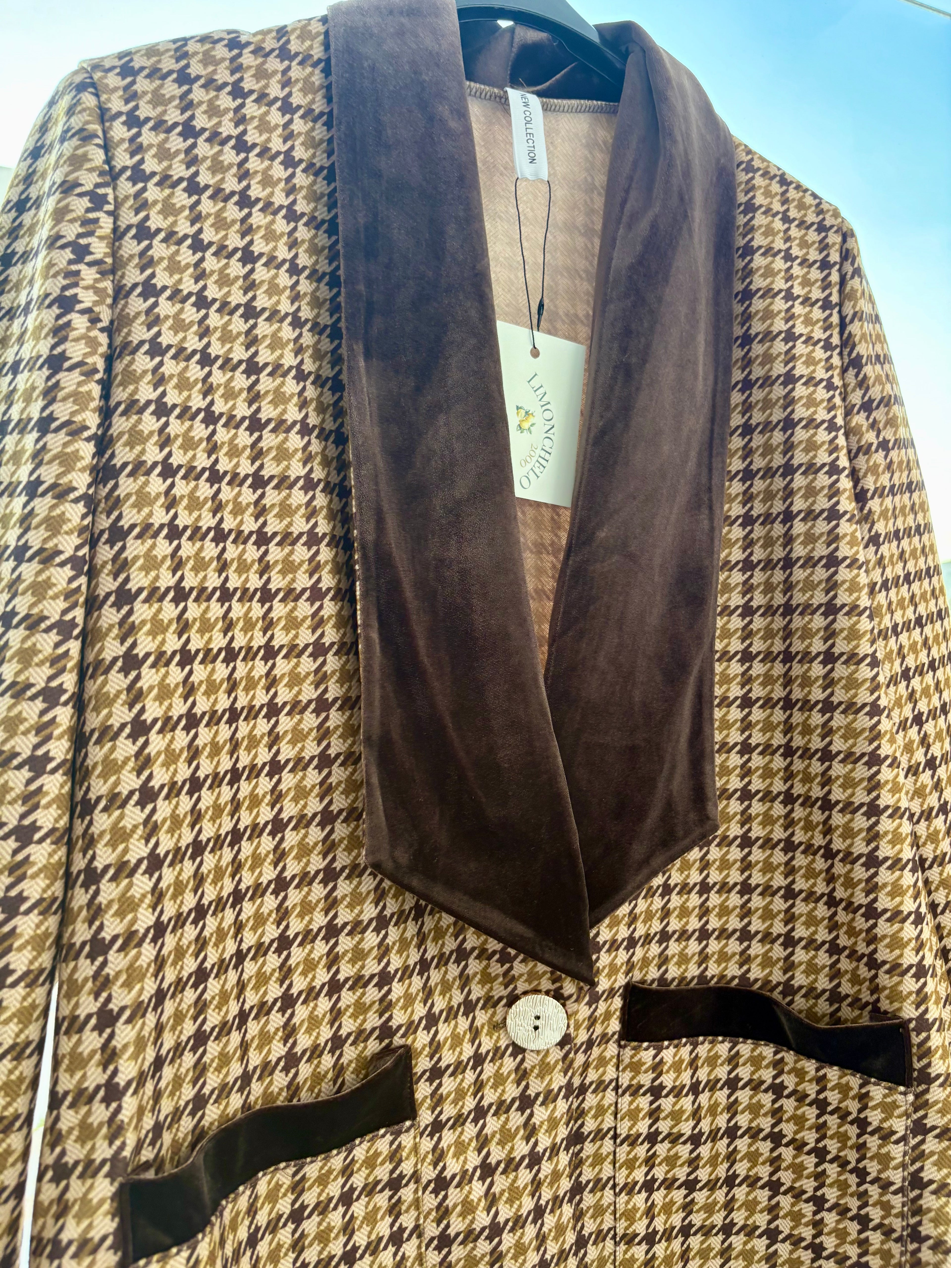 CHAQUETA SOLAPA TERCIOPELO MARRÓN