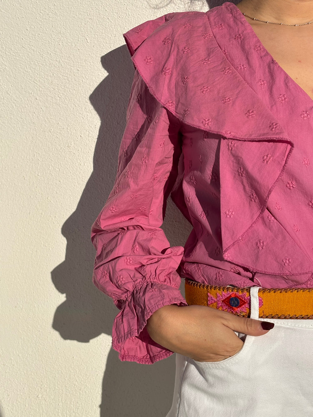 BLUSA FLORES ROSA FUCSIA