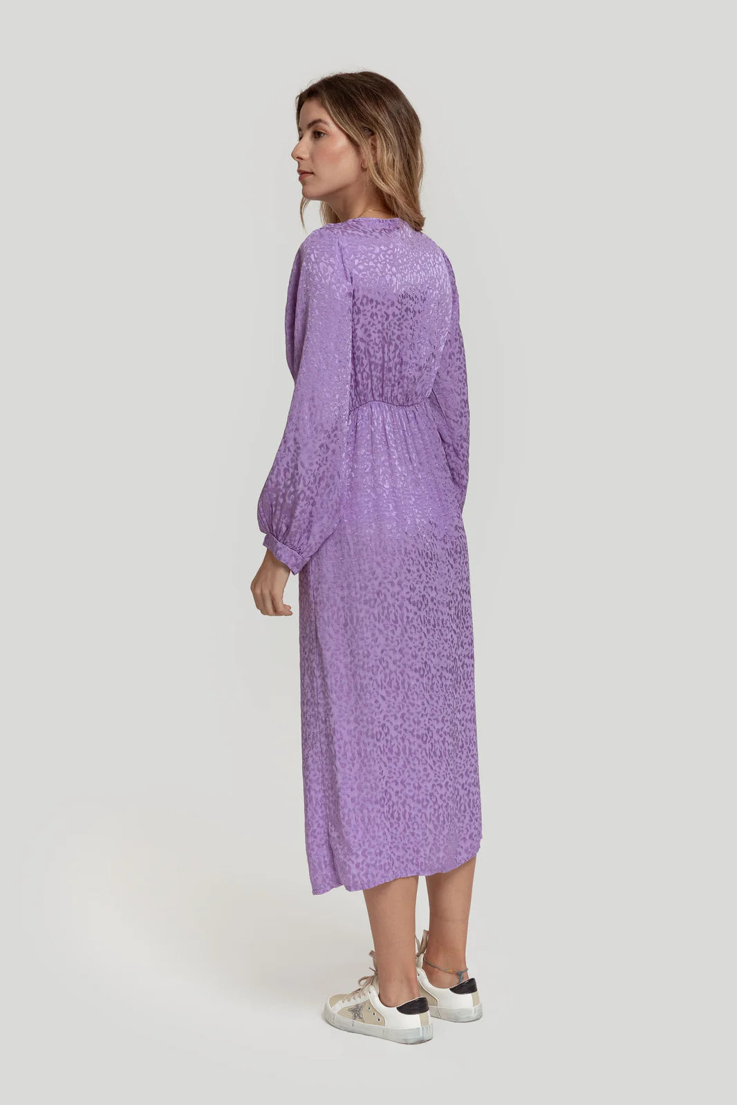 VESTIDO MIDI NUDO