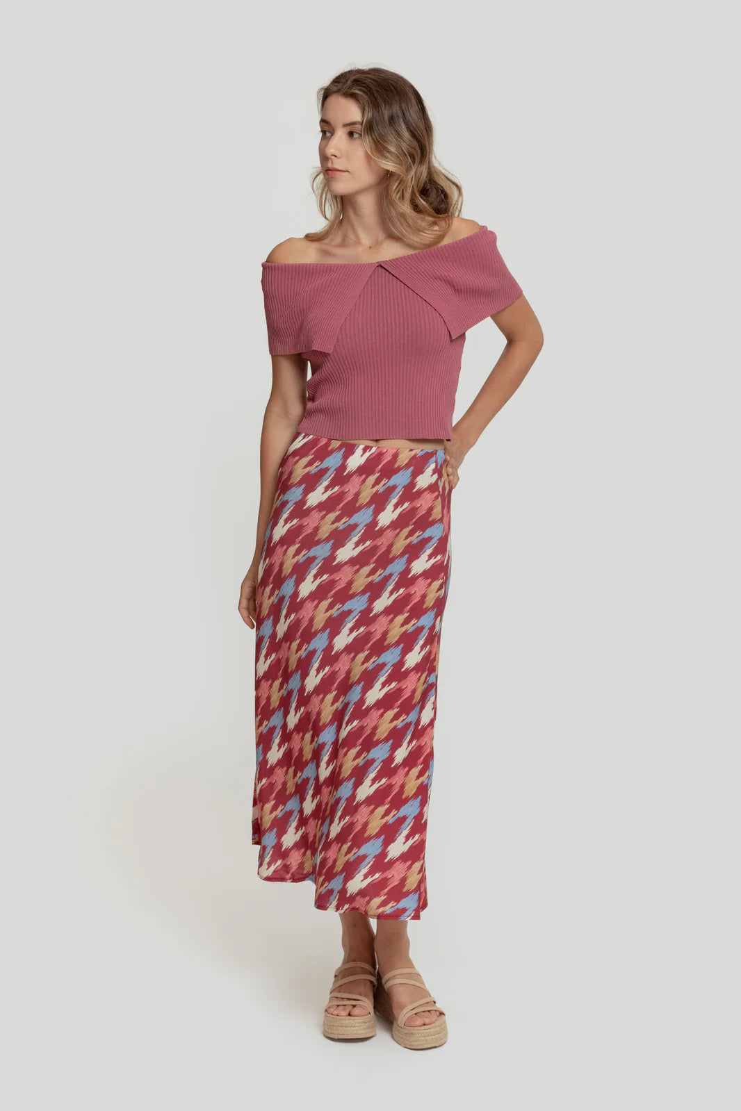 FALDA PRINT BURDEOS